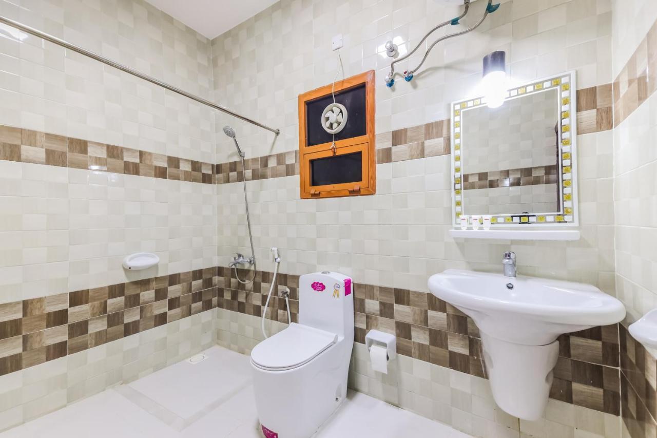 Ras Al Hadd Waves Hotel Екстериор снимка